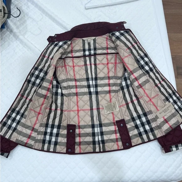 Burberry Diamond Quilted Jacket XS Maroon/Burgundy/Magenta